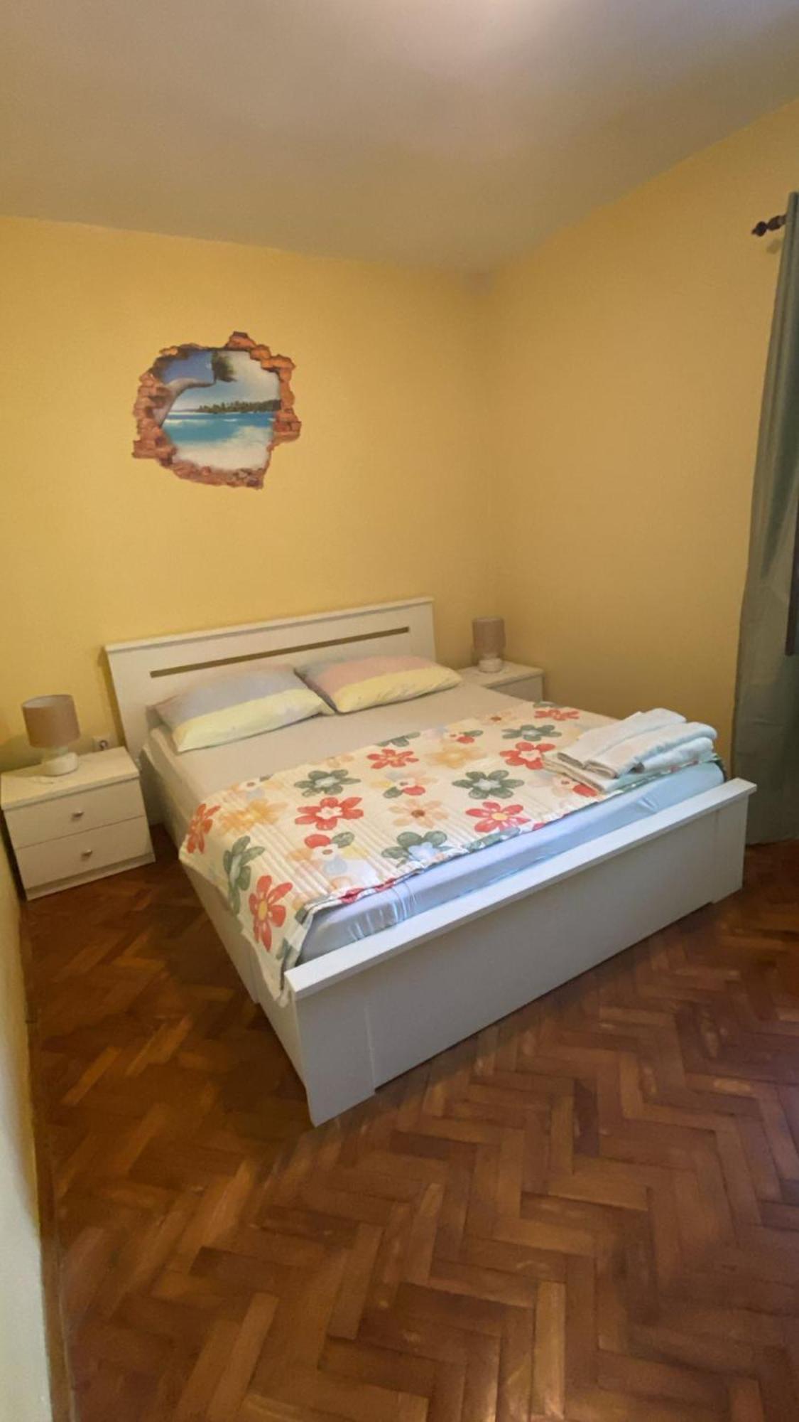 Apartmani Marija Povljana Exterior foto
