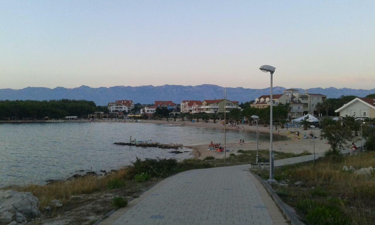 Apartmani Marija Povljana Exterior foto